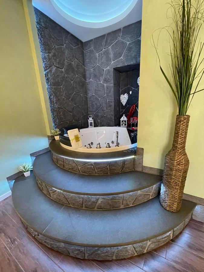 Th Luxury Suite Джардіні-Наксос Екстер'єр фото